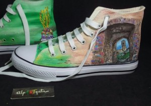 Zapatillas-pintadas-personalizadas-alpartgata-coleccion-capital (7)