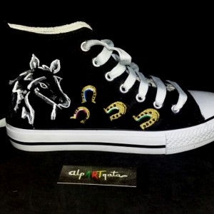 zapatillas-personalizadas-pintadas-alpartgata-caballos (1)